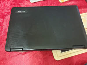 Emachine E527 Laptop