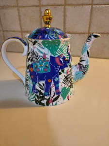 Teapot T2 brand new 