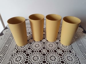 Tupperware tumbler cups set 4 harvest gold EXC COND
