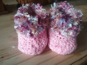 Baby crochet booties with fluffy edge new without tags 