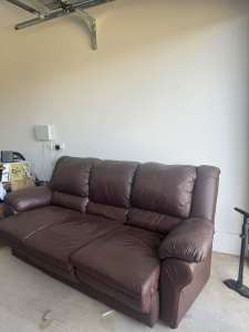 Three seater couch for free