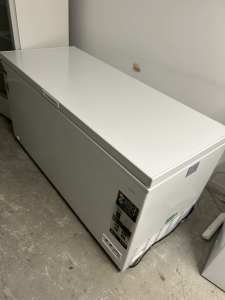 CHIQ deep freezer 500L