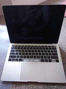 Macbook air model A1932 for parts only