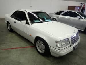 1994 Mercedes-Benz E220 C White Crystal 4 Speed Automatic Coupe
