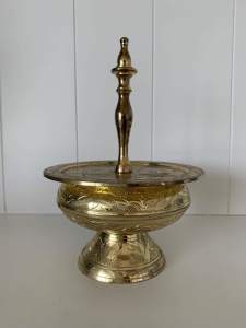 Decorative Solid Metal Offering Bowl