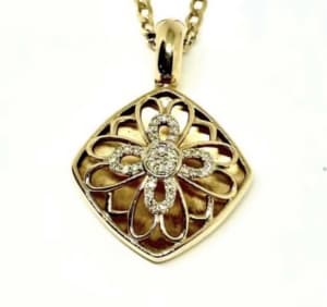10ct Yellow Gold Diamond Square Angled Open Flower Top Pendant 🌼 Revesby Bankstown Area Preview