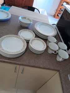 Plates, bowls and cups
