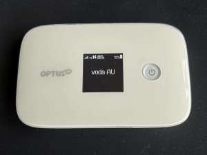 unlocked Optus Huawei E5786s mobile 4G pocket wifi modem hotspot