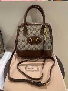 Gucci Retro Horsebit Crossbody handbag