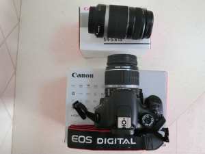 Canon Camera EOS 550D DSLR Camera Kit 18-55mm with Extra 55-250mm Zoom