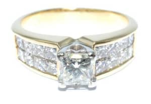 Angus & Coote 18ct Yellow Gold Ladies Diamond Ring Size G.1/2(337615)