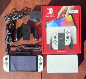 Nintendo Switch White Oled Console in Box. Great Condition $369