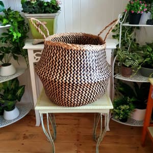 Brand New Very Large Collapsible Seagrass Basket