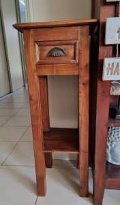 Balinese entry side table/plant stand