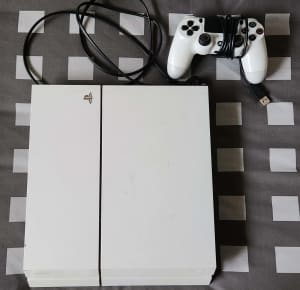 Sony PlayStation 4 and 1x Controller