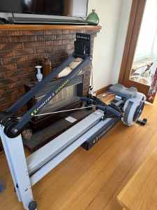 Concept 2 Dynamic indoor rower