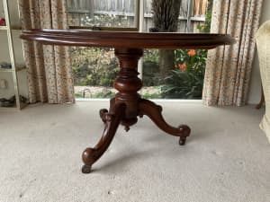 Solid Oval Mahogany dining table C1860