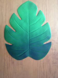 Leaf-themed Placemat (or Wall Decoration) x 1 - NEW