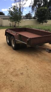 Tandem trailer 10ft x 5ft inside measurements 