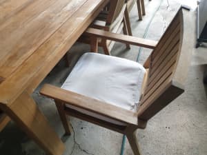Solid Teak Outdoor Table Setting