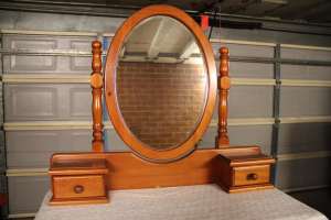 Wooden vanity mirror