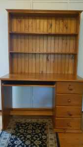 Office desk with book hutch/ shelves
