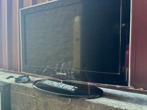 Samsung TV in good condition