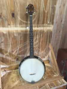 Goya 5 string banjo