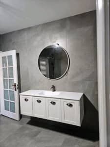 Professional bathroom renovations, Tiling and floating floors. 