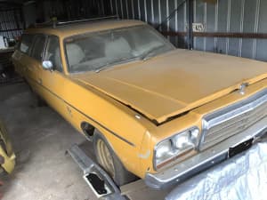Project Package - 1978 Valiant Regal Station Wagon, 1977 body & parts