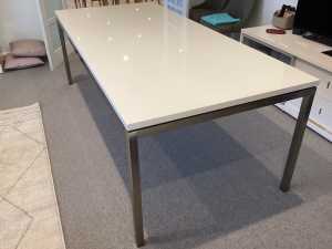 Freedom Furniture White gloss polyurethane dining table