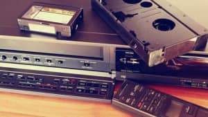 VHS, VHS-C, Hi8, Video 8, DVD, MINI DV TRANSFERS TO USB & HARD DRIVE