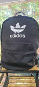 Adidas backpack new exellent condition 