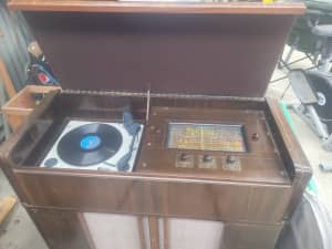 Radio gram and record player