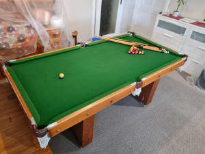 6x4 Pool Table (billard table) with accessories