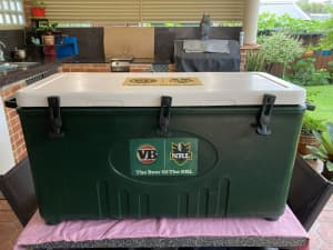 VB Esky/Ice Box Cooler 96L
