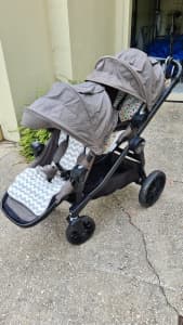 Baby Jogger Lux convertible Pram with second seat, Pram liner and more