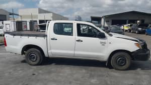 Toyota Hilux 2wd 2.7 2tr-Fe Petrol Manual Gearbox (337633)