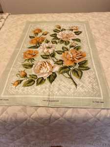 Retro Pure Linen Floral Tea Towel - BRAND NEW, NEVER USED