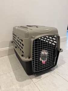 Petmate Vari-Kennel Ultra pet carrier 28 size airline approved
