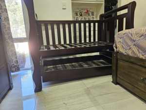 Baby cot with mattress 