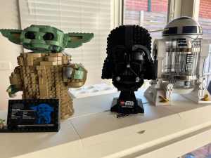 Star Wars Lego - Darth Vader and Grogu- the Child. Plus bonus R2D2!