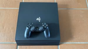 Playstation 4 Pro (PS4 Pro) 1TB Console