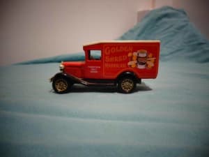 The Old Time Heritage Miniature Car - Golden Shred
