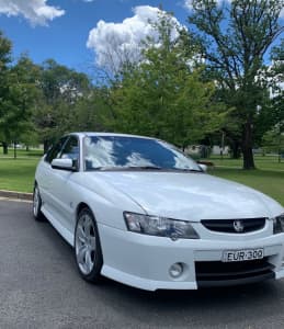 2003 HOLDEN COMMODORE SS 4 SP AUTOMATIC 4D SEDAN