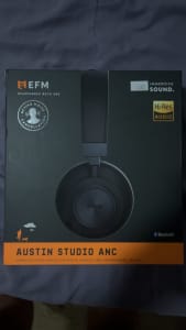 Austin Studio Bluetooth headphones