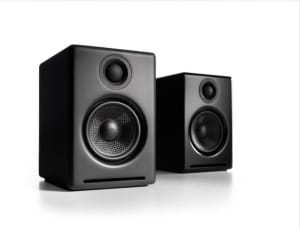 AUDIOENGINE A2 SPEAKERS AND STANDS