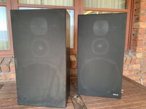 Namco NSK-505 Vintage Speakers