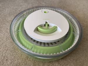 Progressive Collapsible Salad Spinner