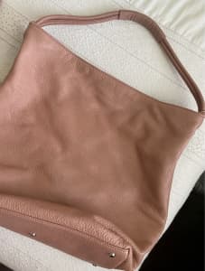 Oroton leather shoulder bag